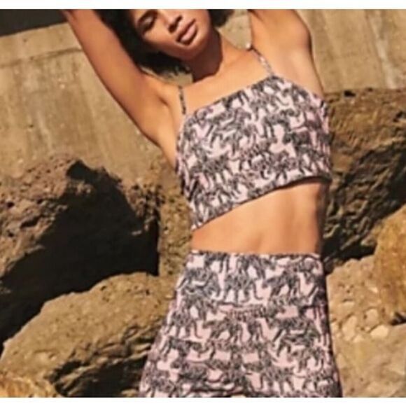 FP Movement X Onzie Take Me Away Tiger Crop Top Free People Size S/M - Picture 3 of 11